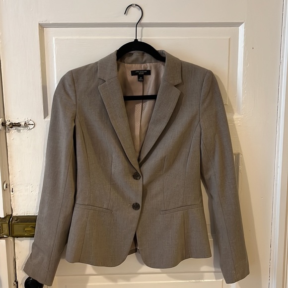 Ann Taylor  |  Skirt Suit  |  Skirt and Jacket blazer - 0 Petite - Picture 2 of 4